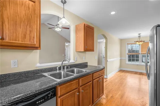 $50,000 | 2829 US Highway 421 West, Yadkinville, NC 27055