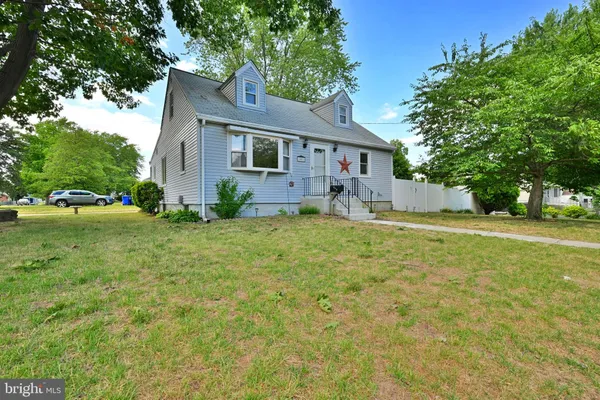 $434,900 | 901 Quinton Street, Roebling, NJ 08554