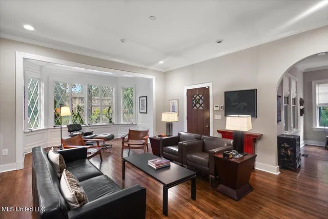 $625,000 | 3539 Hawthorn Drive, Jackson, MS 39216