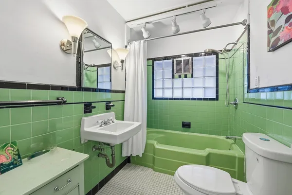 $350,000 | 31 Trinity Terrace, Springfield, MA 01108