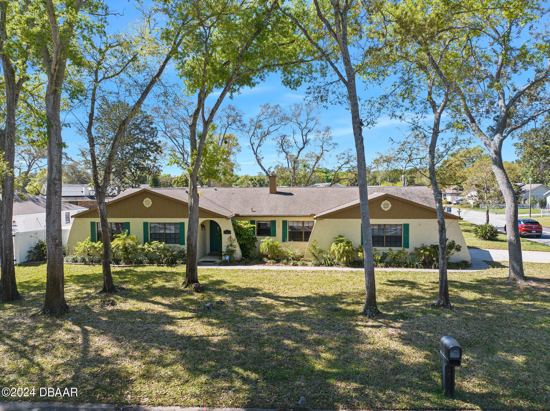 1118 Sherbourne Way Ormond Beach, FL 32174 - Photo 2 of 30 AEP360-448