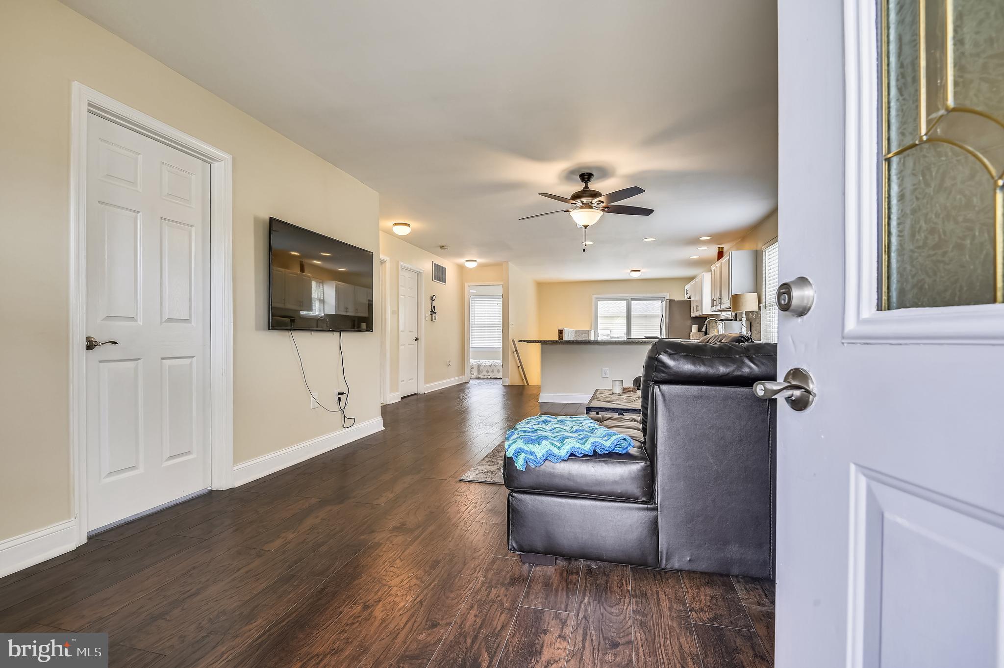 317 Greyhound Road Baltimore, MD 21221 - Photo 6 of 36 Gallery Image 6
