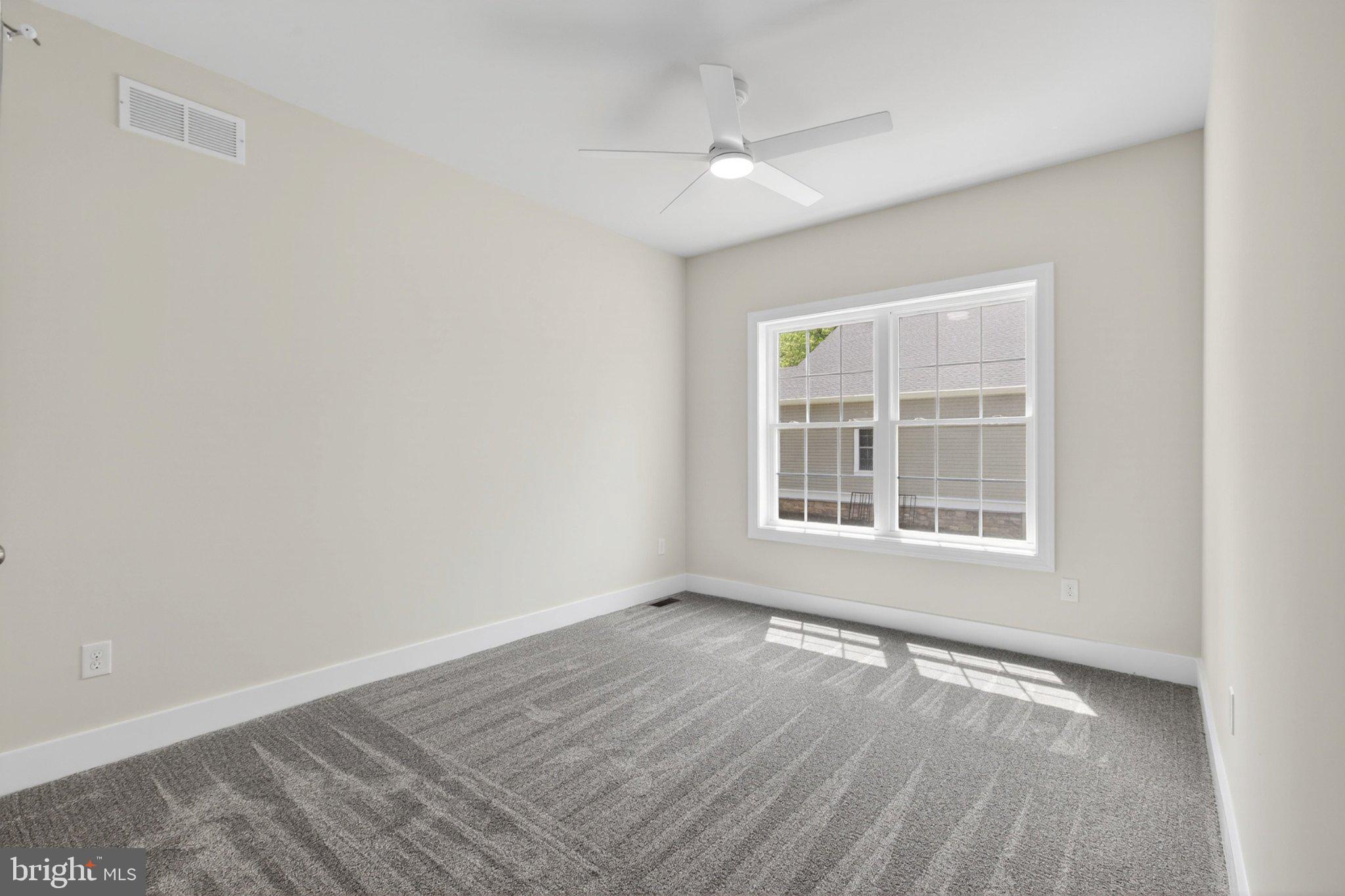 164 Pine Tree Road Townsend, DE 19734 - Photo 23 of 84 Bright and airy blank canvas room.