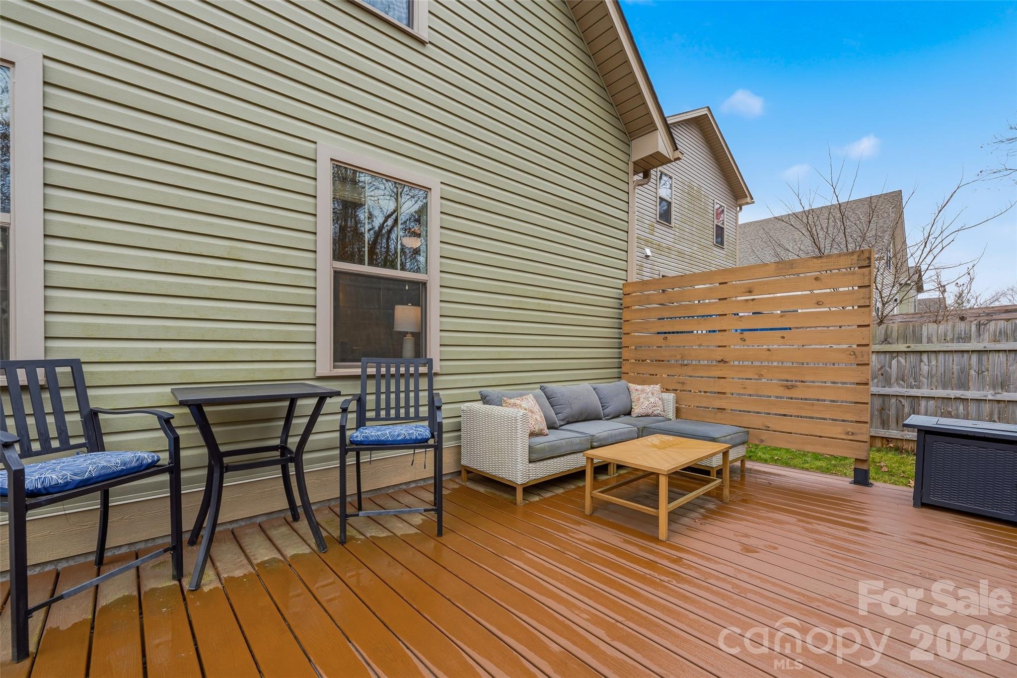 21 Yarrow Meadow Road Weaverville, NC 28787 - Photo 5 of 38 a balcony with table and chairs