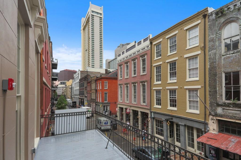 308 Decatur Street, Unit 200 New Orleans, LA 70130 - Photo 2 of 14