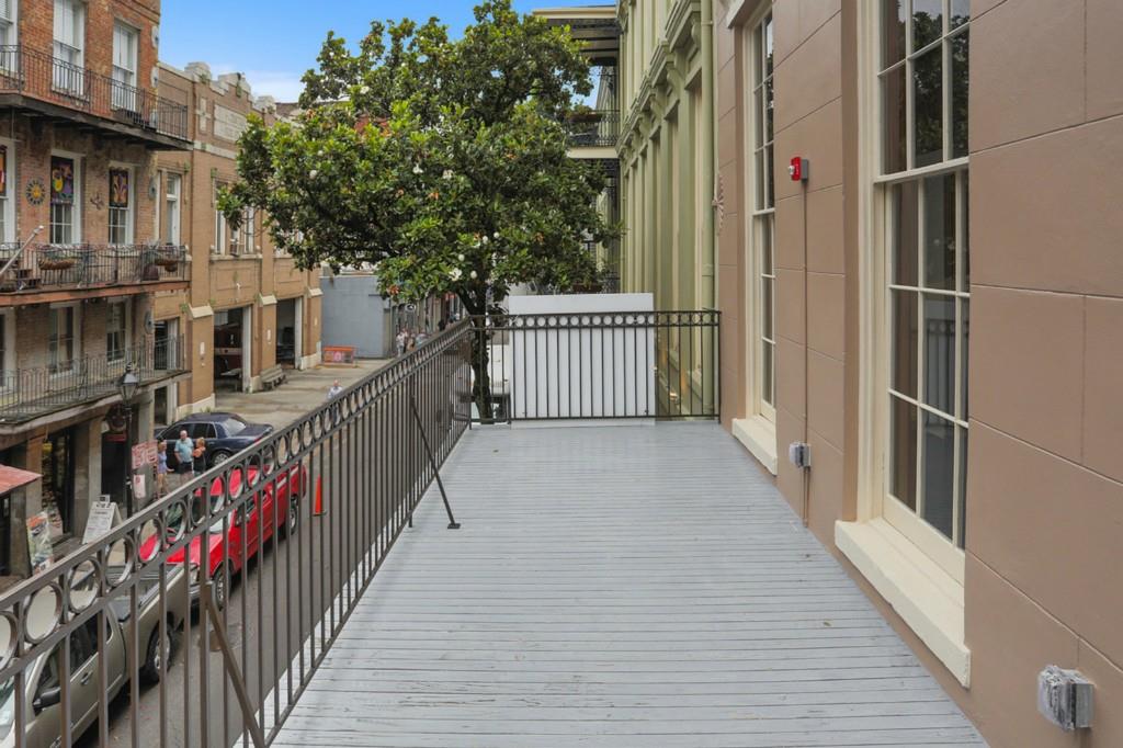 308 Decatur Street, Unit 200 New Orleans, LA 70130 - Photo 4 of 14