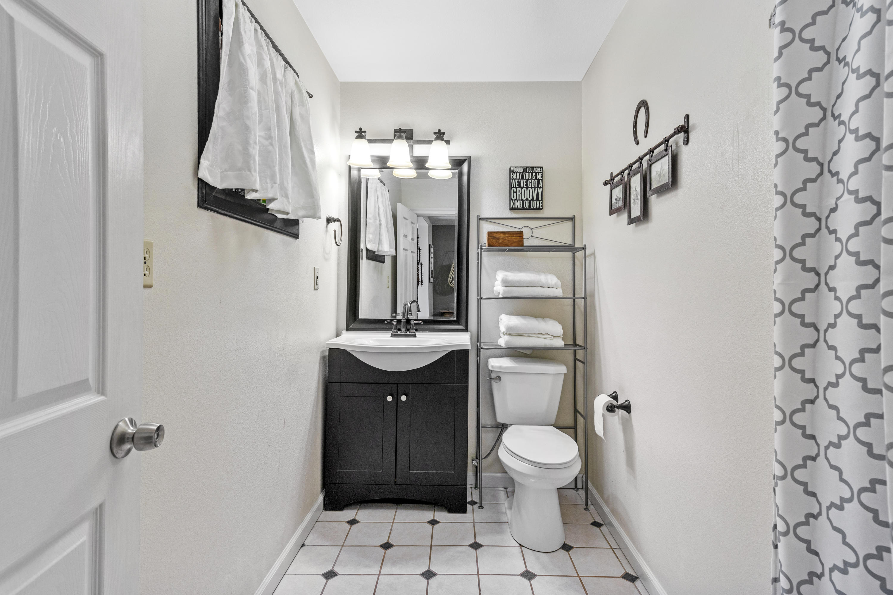 29261 Fawn Way Tehachapi, CA 93561 - Photo 17 of 35 A56A8520