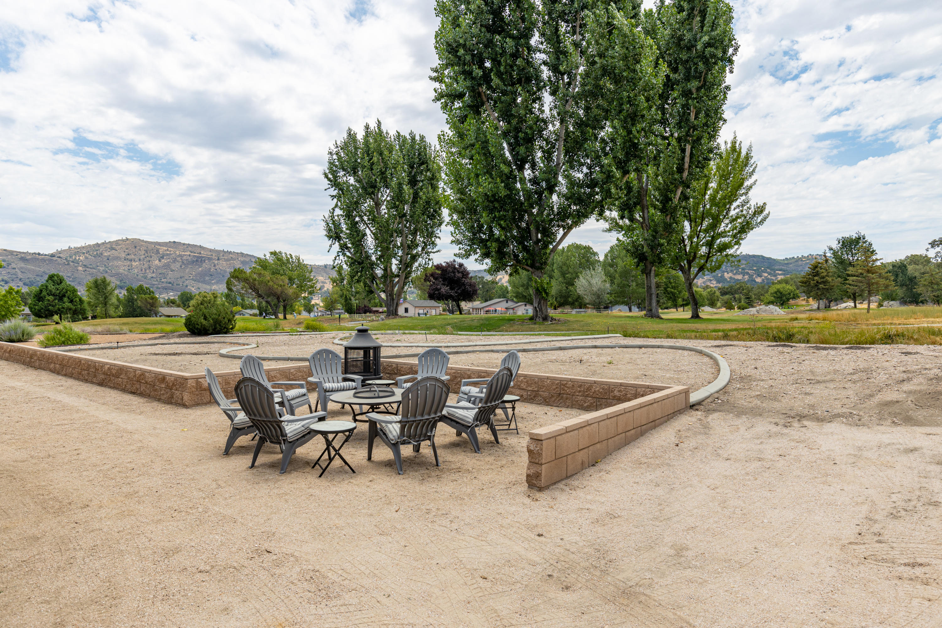 29261 Fawn Way Tehachapi, CA 93561 - Photo 19 of 35 A56A8569