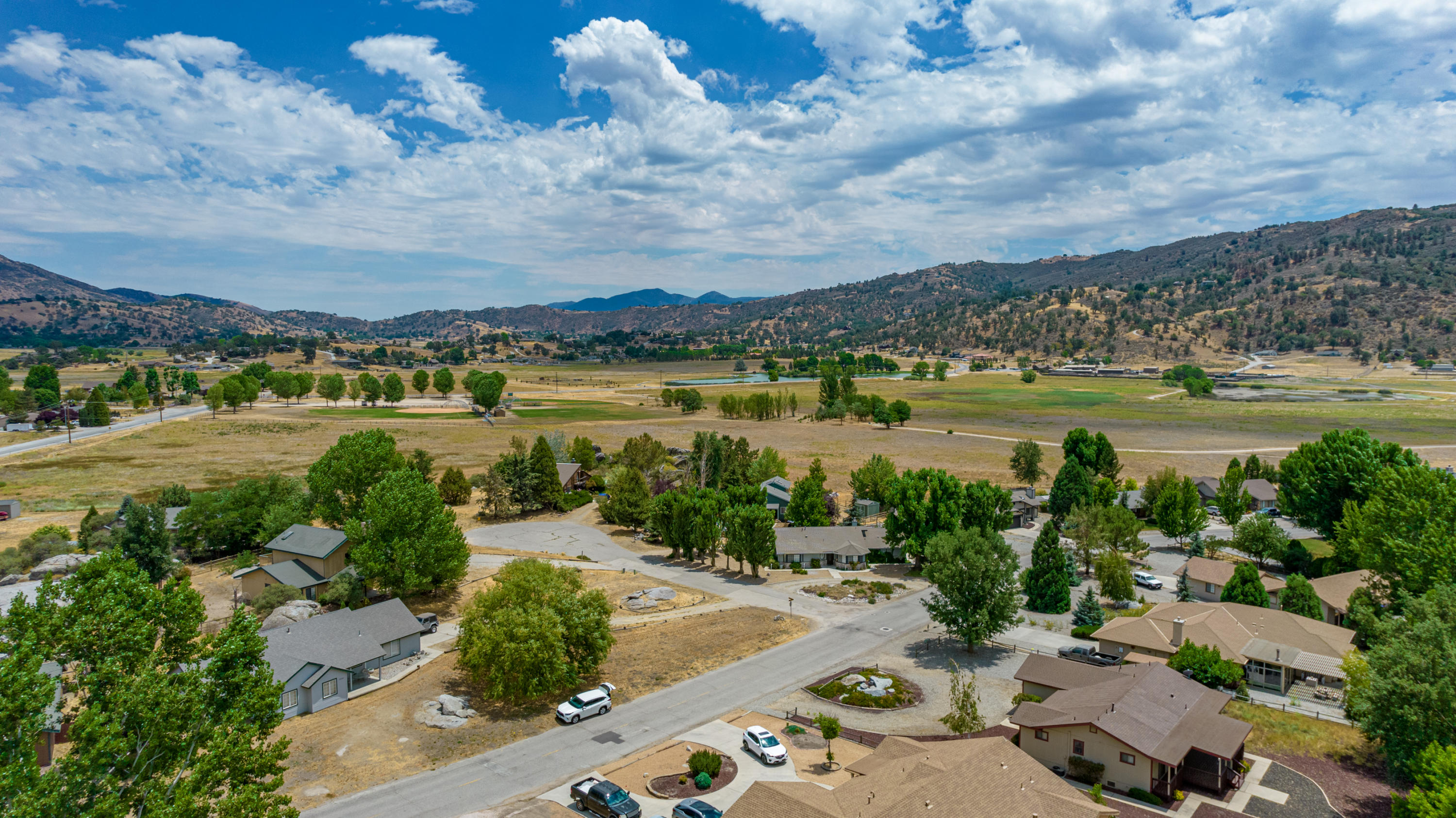 29261 Fawn Way Tehachapi, CA 93561 - Photo 33 of 35 DJI_0013