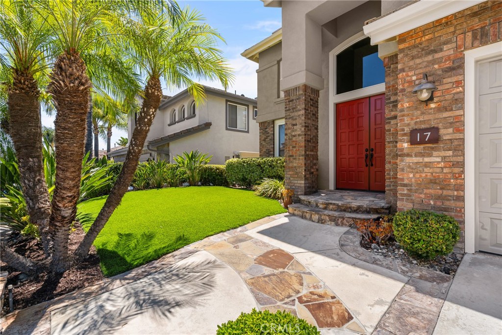 17 Golf View Drive Rancho Santa Margarita, CA 92679 - Photo 4 of 59