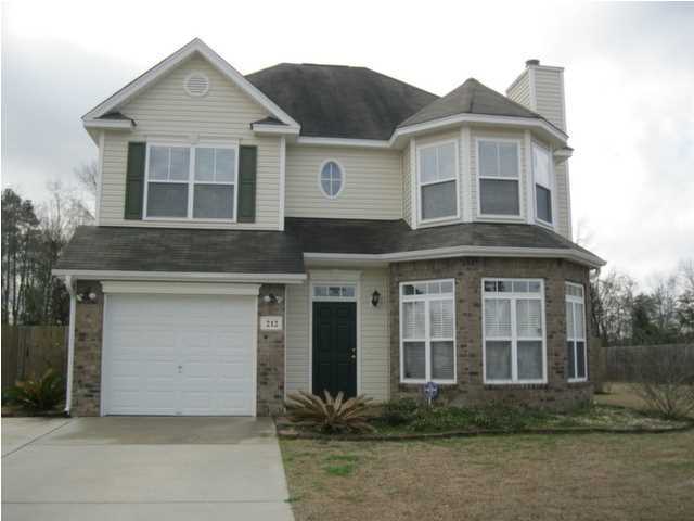212 Westbrooke Road Summerville, SC 29486 - Photo 1 of 9 Primary Photo