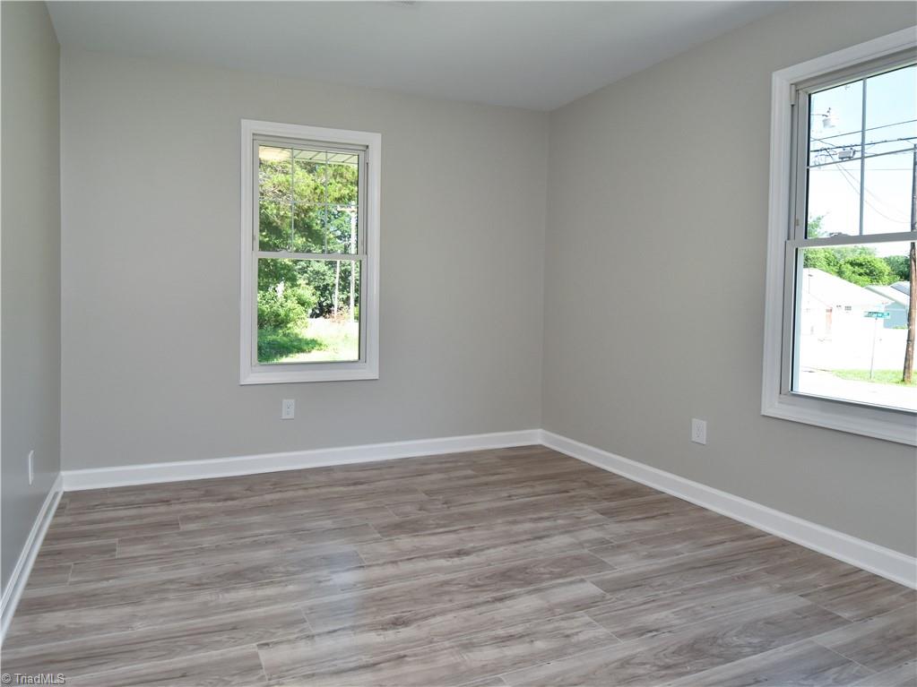 1118 Motor Road Winston-Salem, NC 27105 - Photo 5 of 21 Gallery Image 5