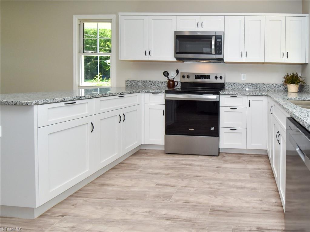1118 Motor Road Winston-Salem, NC 27105 - Photo 9 of 21 Gallery Image 9