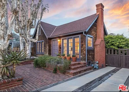 $8,900 | 1608 Courtney Avenue, Los Angeles, CA 90046