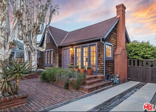 $8,900 | 1608 Courtney Avenue, Los Angeles, CA 90046