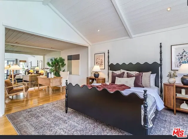 $8,900 | 1608 Courtney Avenue, Los Angeles, CA 90046