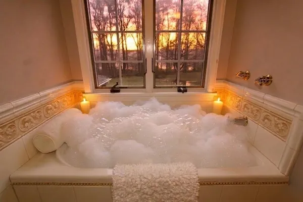 $875,000 | 16 Sycamore Drive, Holden, MA 01520