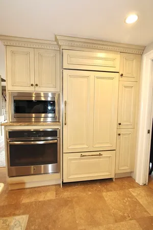 $875,000 | 16 Sycamore Drive, Holden, MA 01520