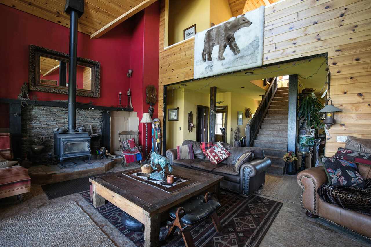 21040 Highway 89 Calpine, CA 96124 - Photo 4 of 21 a view of an outdoor space