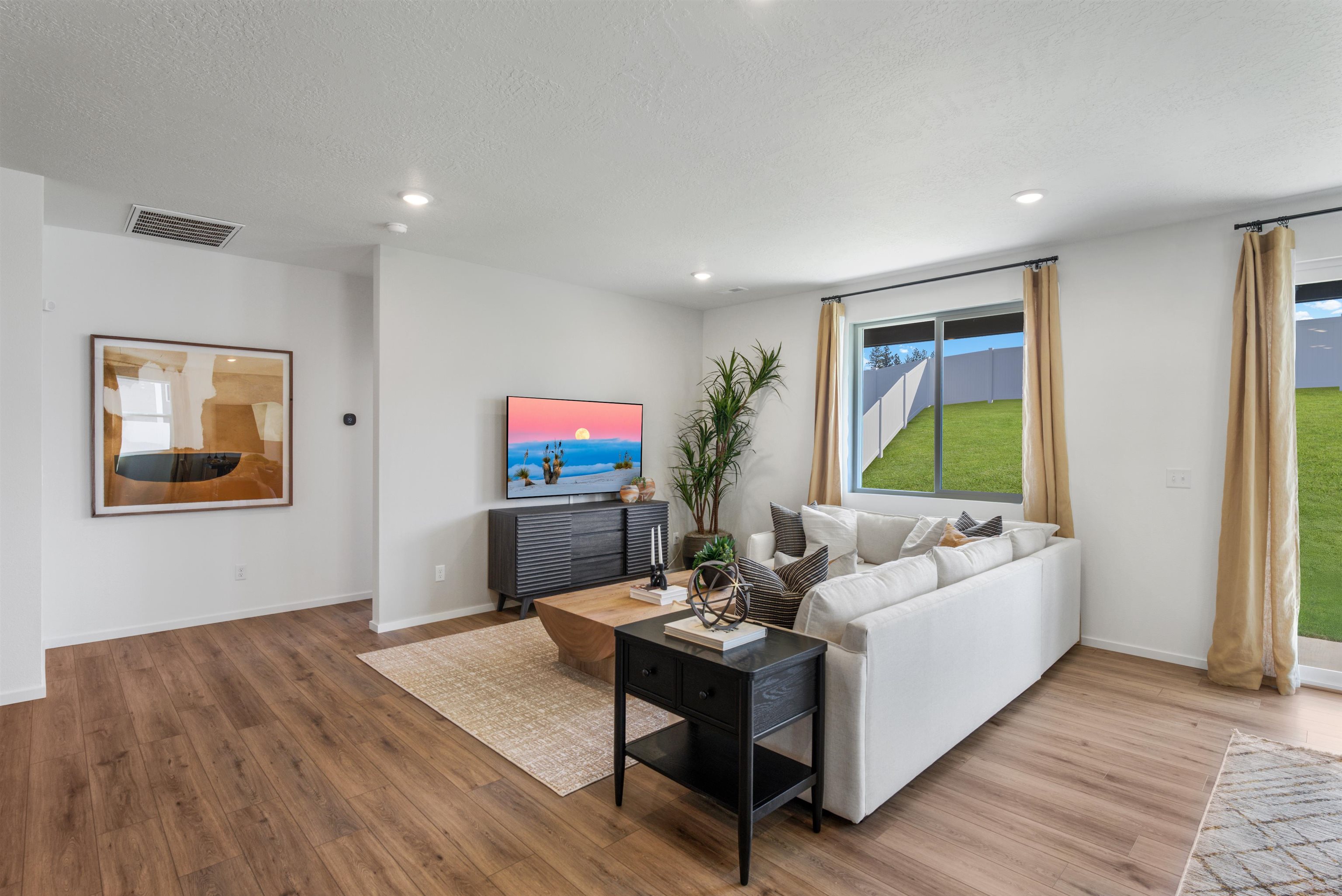 4143 West Connaught Avenue Spokane, WA 99208 - Photo 2 of 12