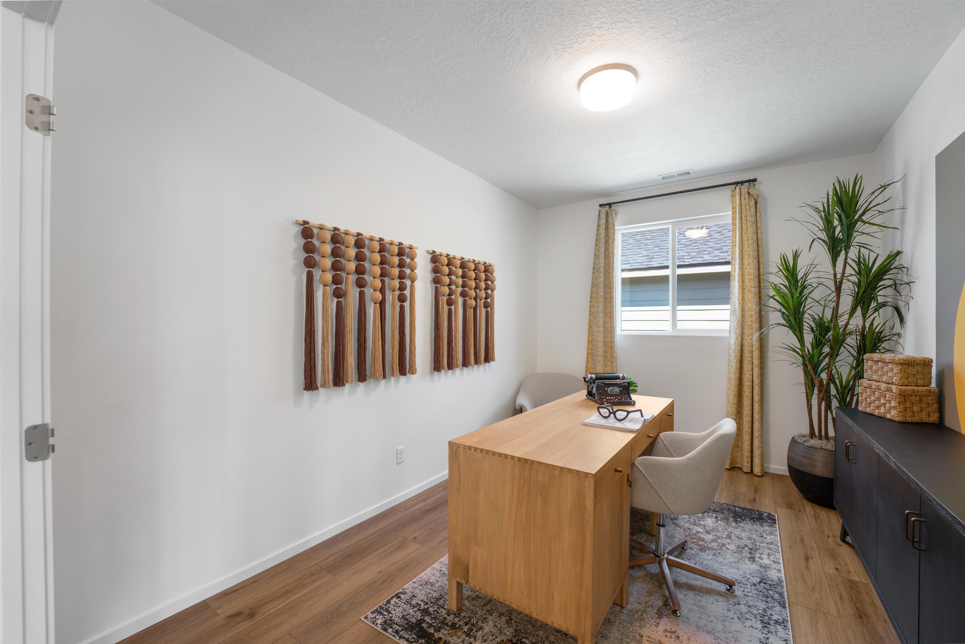 4143 West Connaught Avenue Spokane, WA 99208 - Photo 7 of 12