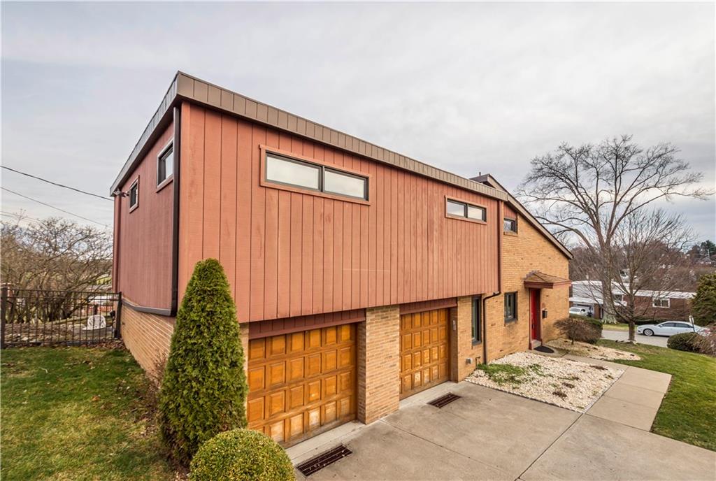 4803 Girard Road Pittsburgh, PA 15227 - Photo 2 of 25 Gallery Image 2