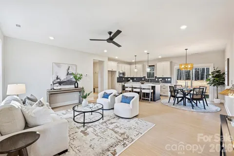 $465,000 | 2295 Lee Lawing Road, Lincolnton, NC 28092