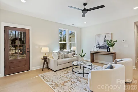 $495,000 | 2295 Lee Lawing Road, Lincolnton, NC 28092