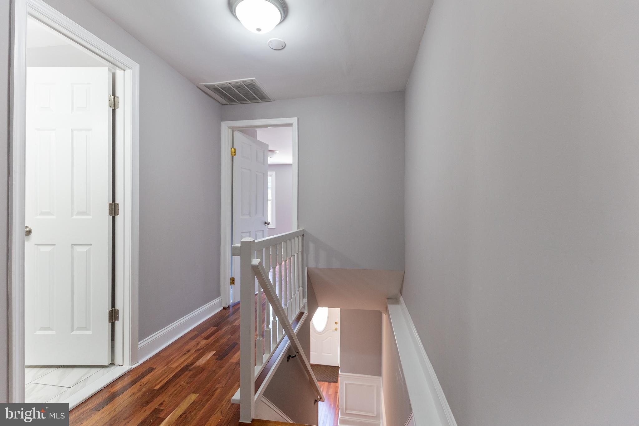 8038 Grandview Court Springfield, VA 22153 - Photo 12 of 30 Upstairs Hallway
