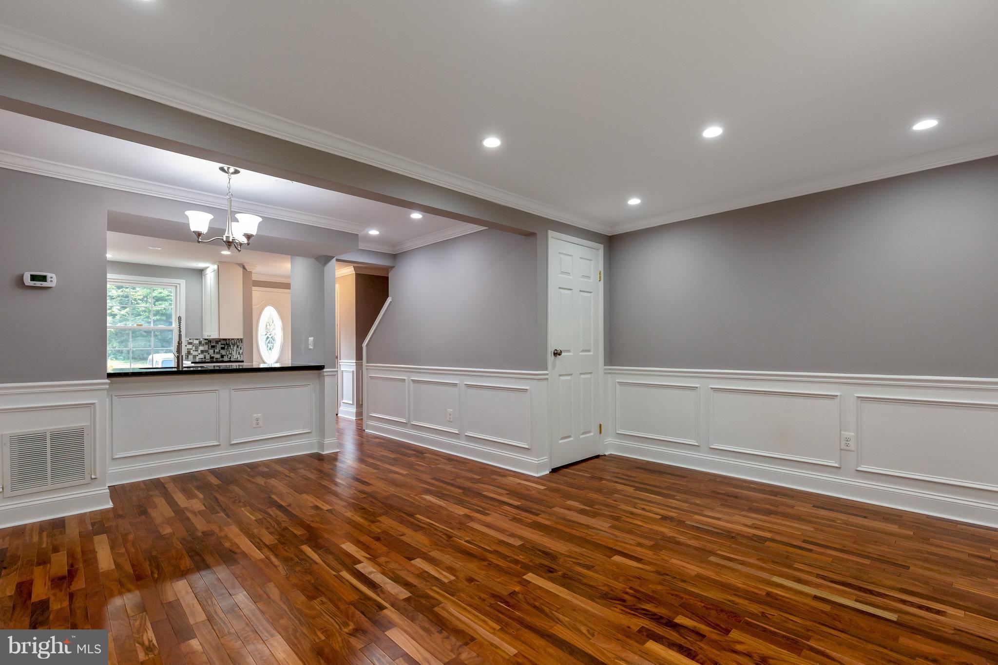 8038 Grandview Court Springfield, VA 22153 - Photo 7 of 30 Dining Room