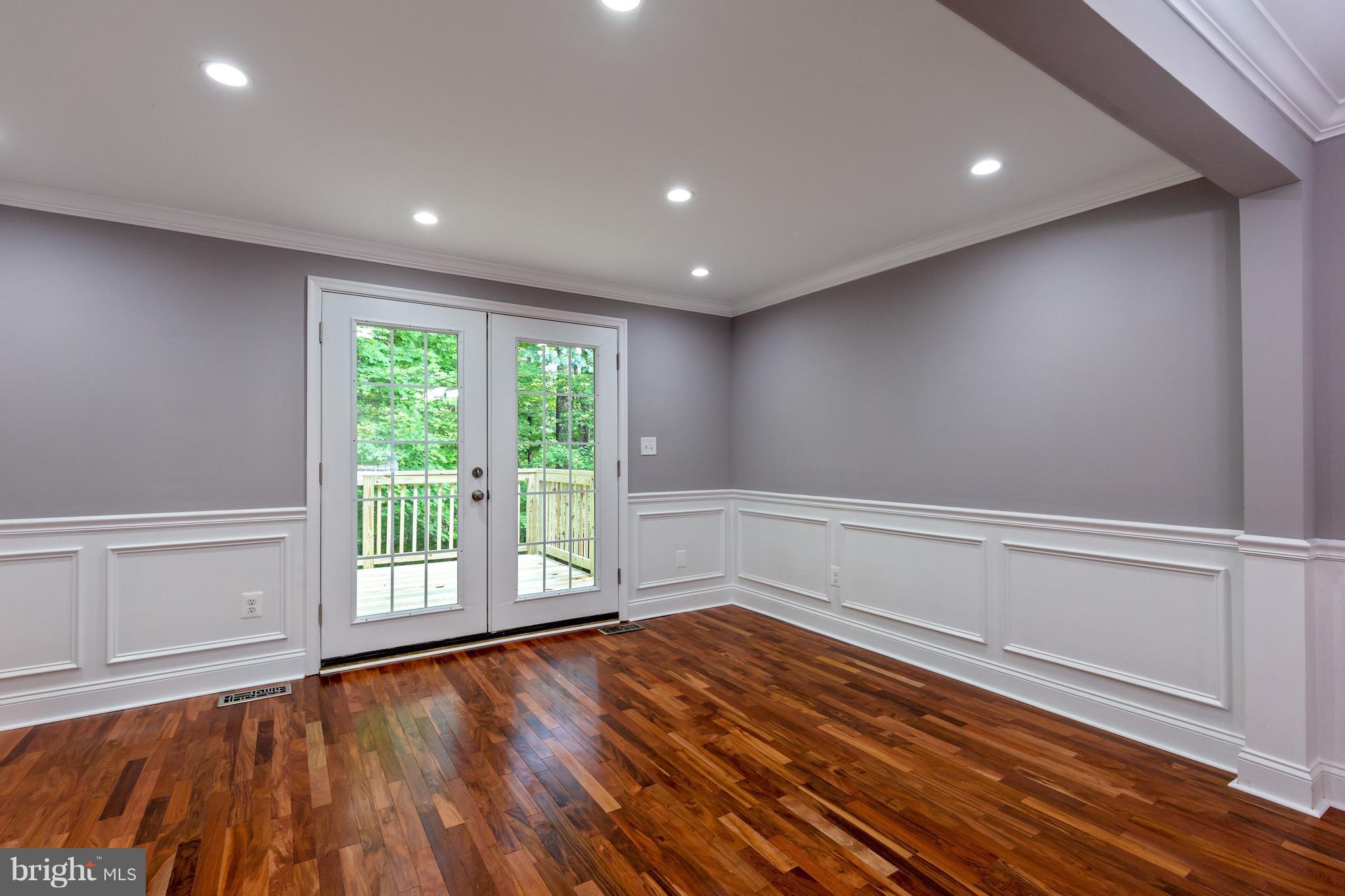 8038 Grandview Court Springfield, VA 22153 - Photo 8 of 30 Family Room to Deck Main Level