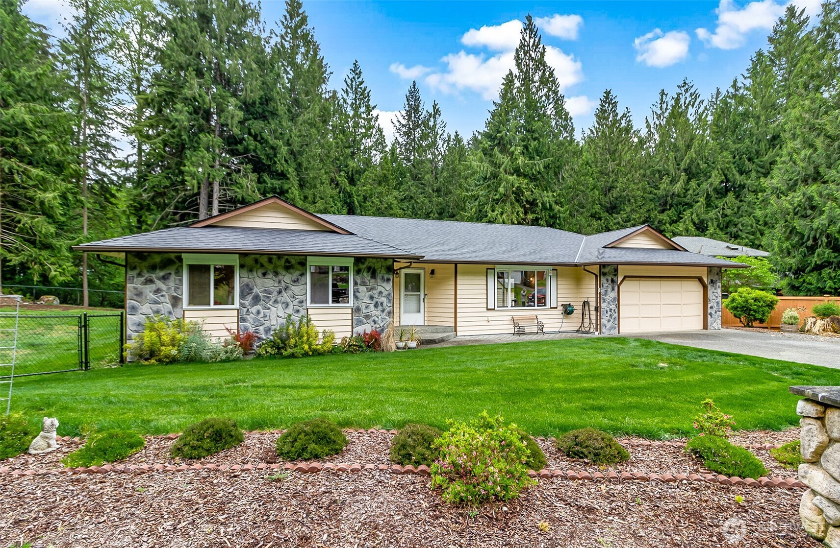 12425 182nd Avenue Southeast Snohomish, WA 98290 - Photo 2 of 40 Gallery Image 2