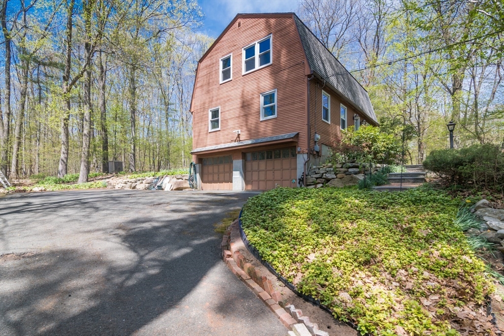 34 Allen Road Belchertown, MA 01007 - Photo 1 of 42 Gallery Image 1