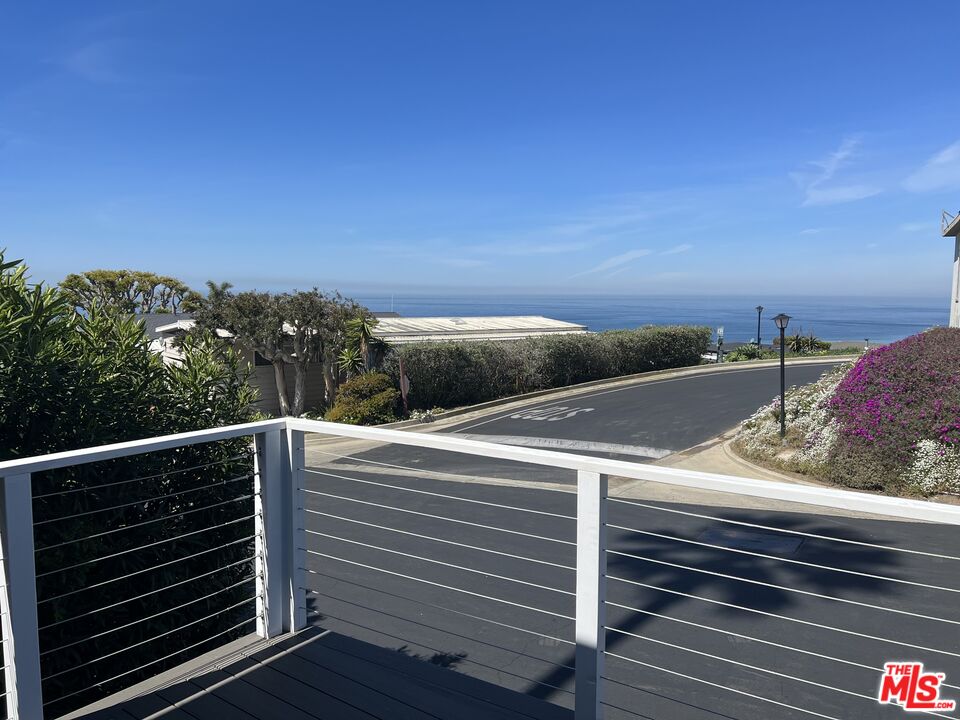 29500 Heathercliff Road, Unit 134 Malibu, CA 90265 - Photo 4 of 17