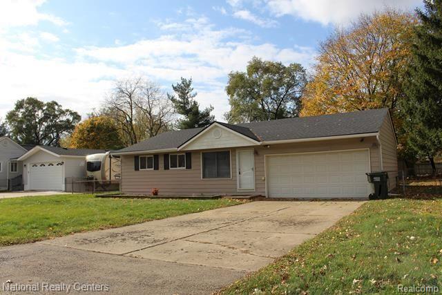 2408 Eastern Avenue Rochester Hills, MI 48307 - Photo 1 of 22