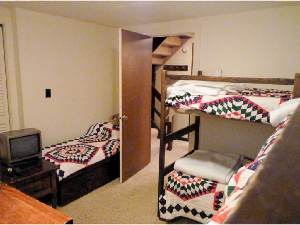 21 Birches Way, Unit A6 Peru, VT 05152 - Photo 16 of 24 Gallery Image 16