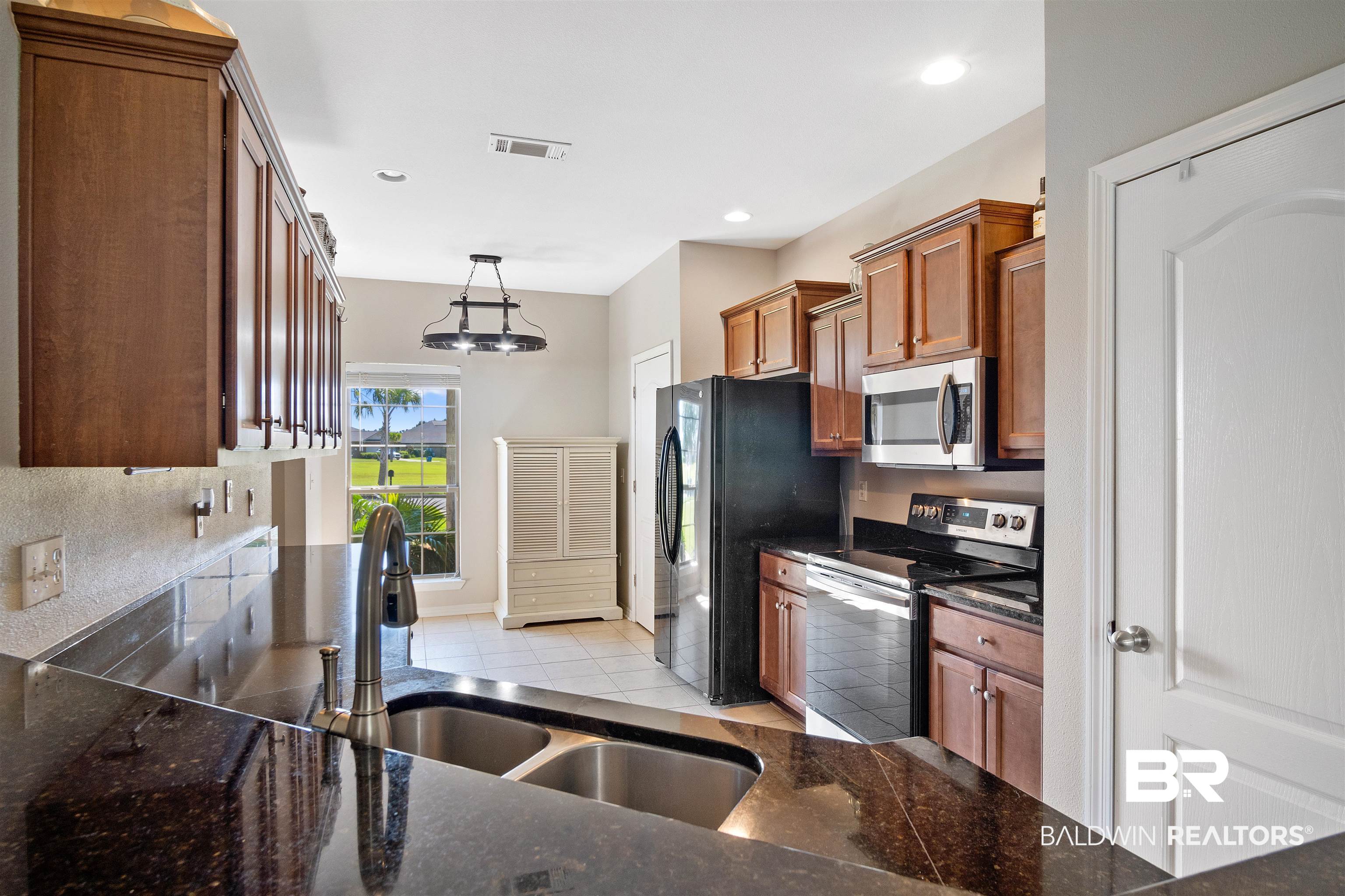 4253 Grove Street Gulf Shores, AL 36542 - Photo 5 of 26