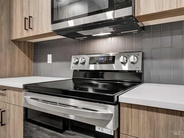 $1,249,000 | 32 Blk 1 Raven Loop, Cascade, ID 83611