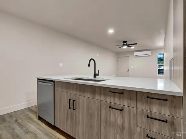 $1,249,000 | 32 Blk 1 Raven Loop, Cascade, ID 83611