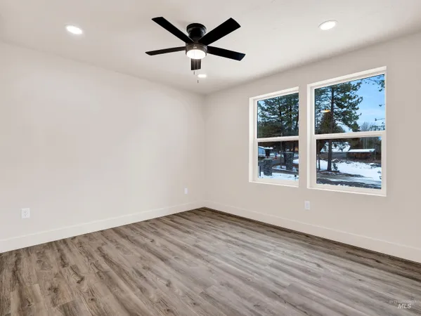 $1,249,000 | 32 Blk 1 Raven Loop, Cascade, ID 83611
