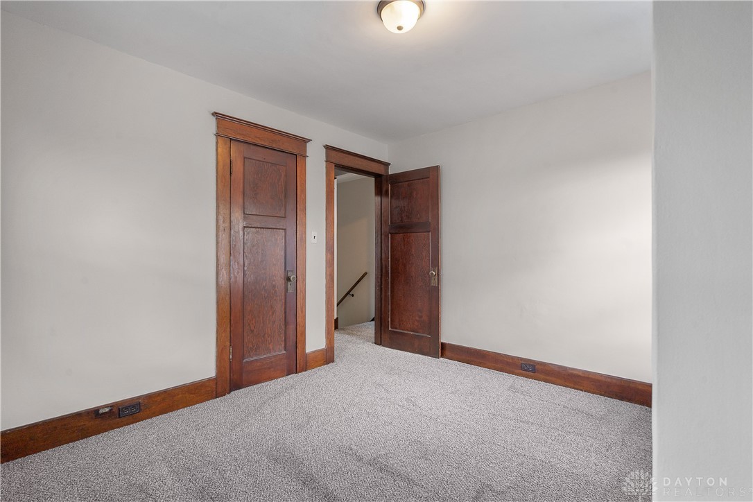223 Elmhurst Road Dayton, OH 45417 - Photo 17 of 26