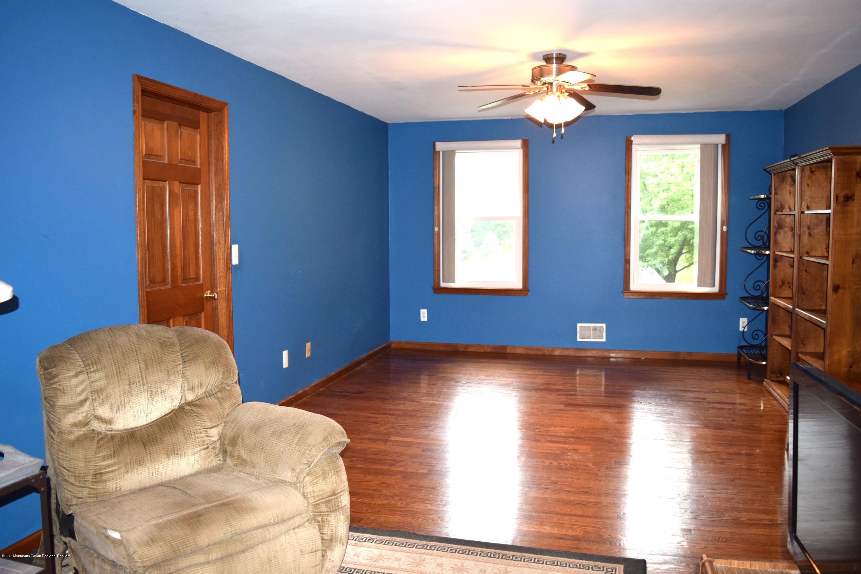 17 Dunhill Road Jackson, NJ 08527 - Photo 16 of 28