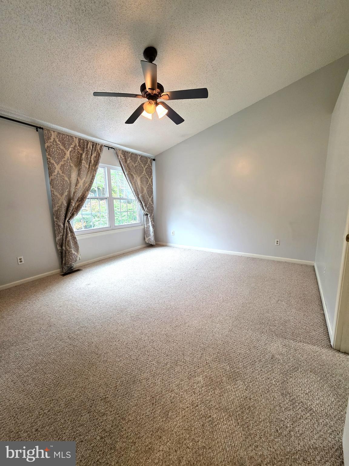 6626 Cypress Point Road Alexandria, VA 22312 - Photo 11 of 25 Primary bedroom