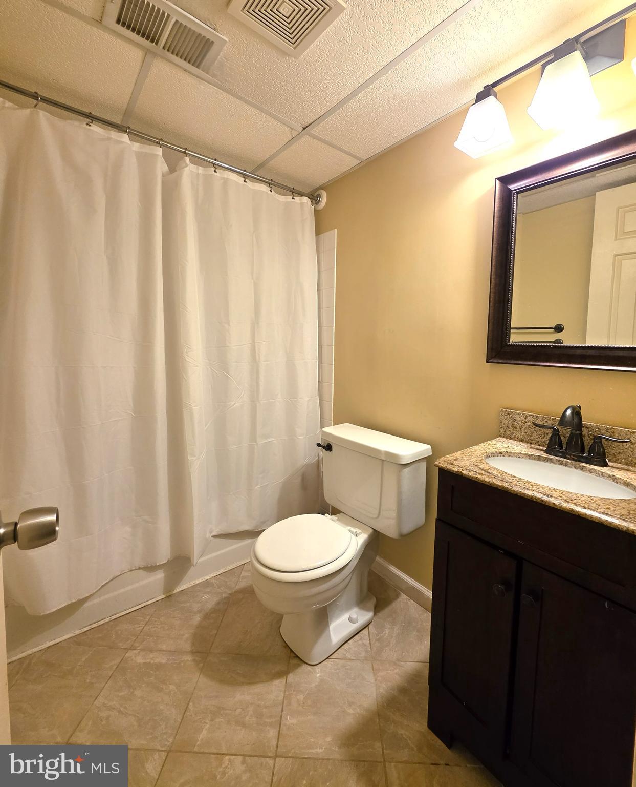6626 Cypress Point Road Alexandria, VA 22312 - Photo 23 of 25 Bathroom #3 lower level