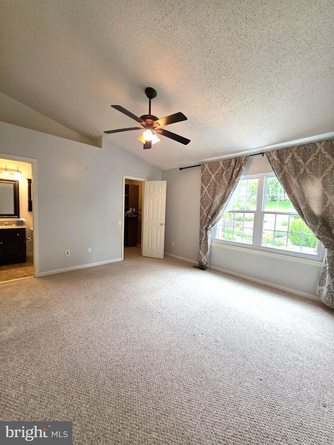 6626 Cypress Point Road Alexandria, VA 22312 - Photo 10 of 25 Primary bedroom