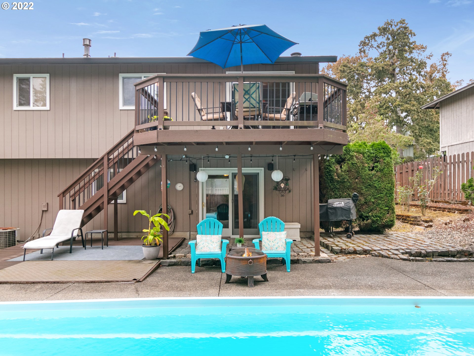6840 Angus Way Gladstone, OR 97027 - Photo 5 of 32 Deck