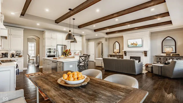 $1,285,000 | 11552 Willow Bend Drive, Zionsville, IN 46077