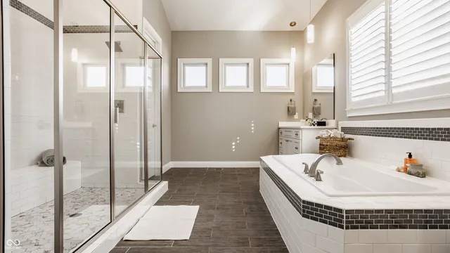 $1,285,000 | 11552 Willow Bend Drive, Zionsville, IN 46077