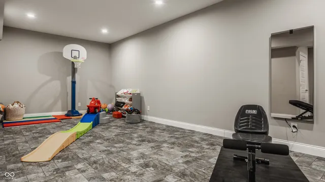 $1,285,000 | 11552 Willow Bend Drive, Zionsville, IN 46077