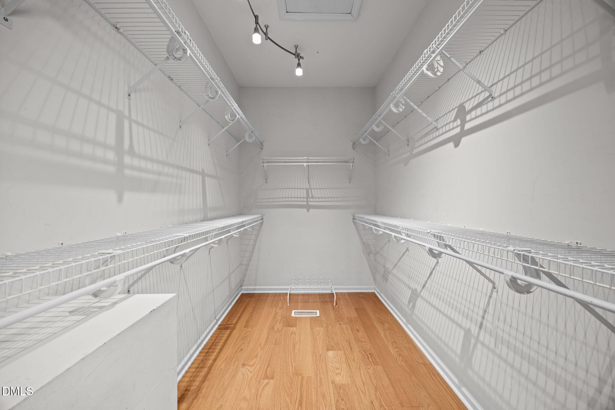 5501 Southern Cross Avenue Raleigh, NC 27606 - Photo 18 of 43 38-web-or-mls-IMG_5424